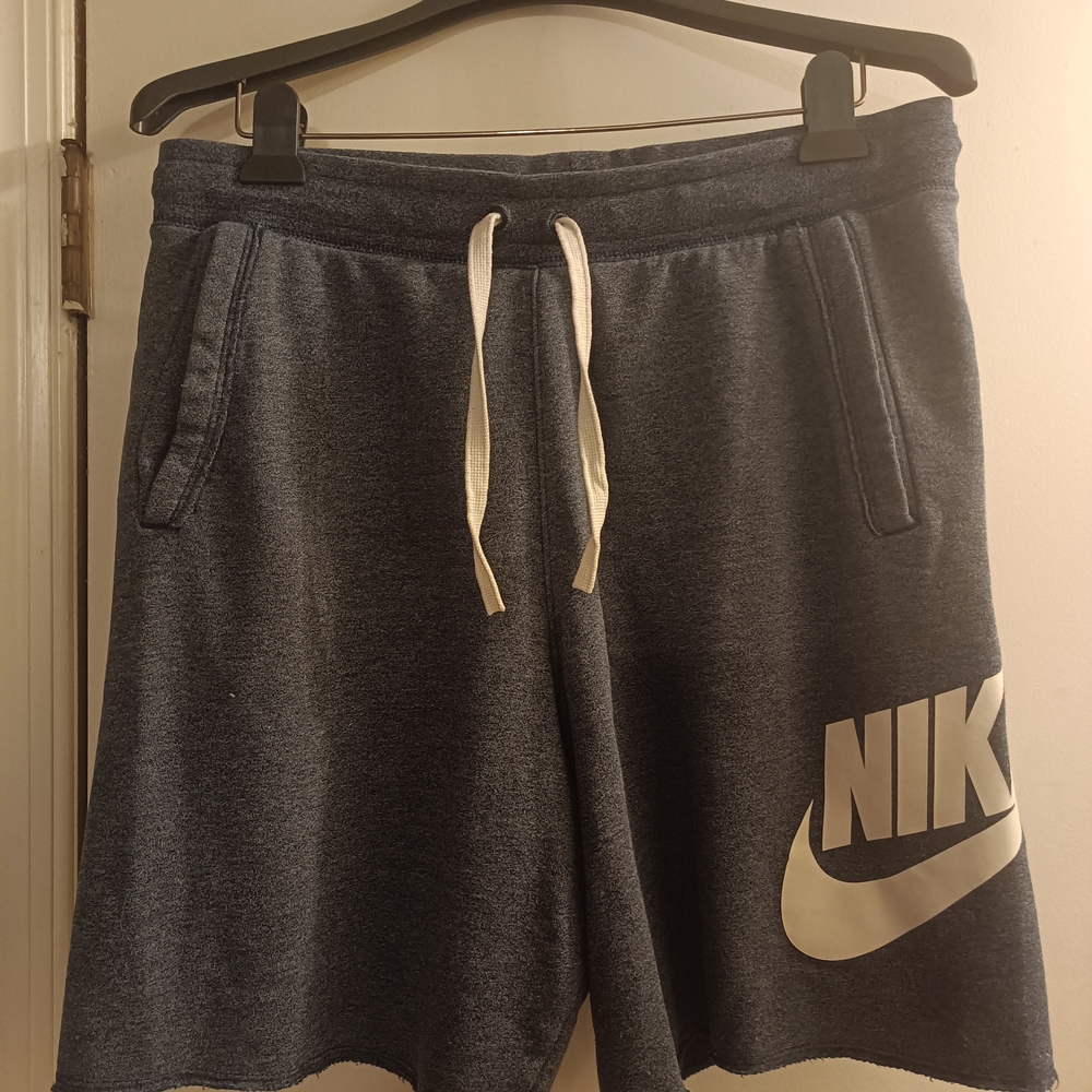 Nike Men's Gray Shorts